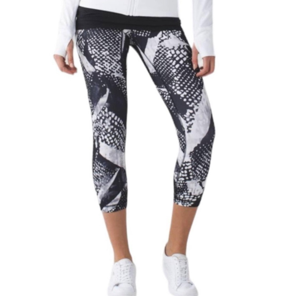 LULULEMON Static Mist Crop Yoga Leggings